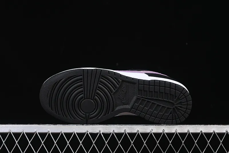All categories Nk SB Dunk series Nk SB Dunk Low low-top sneakers Nike SB Dunk Low black and white purple hook low-top casual sneakers DD1391-100